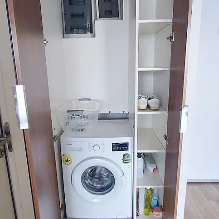 شقة Edi House