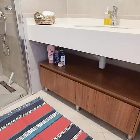 Edi House شقة